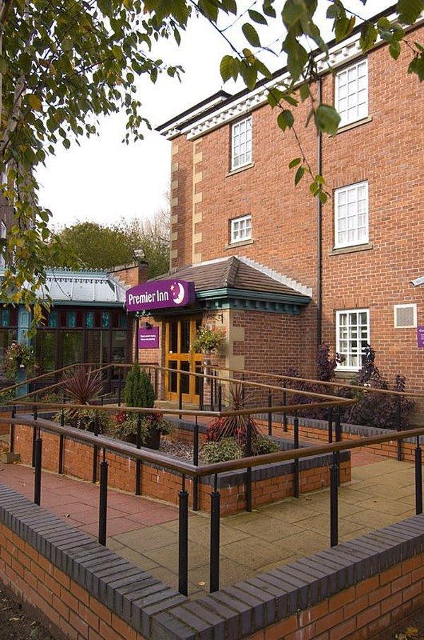 Premier Inn Premier Inn Stockport Central Exterior foto